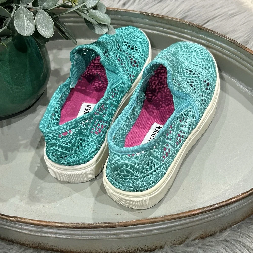 Steve Madden Girls‎ Jfinalem Knit Sneakers Turquoise Fabric Youth Size 13**